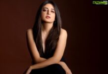 Poonam Kaur Instagram - SINGLE BY FATE, STRONG BY CHOICE !