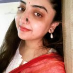 Poonam Kaur Instagram - The path of #kamakshi Karmanye Vadhikaraste, Ma phaleshou kada chana – You have a right to perform your prescribed duty, but you are not entitled to the fruits of actions.