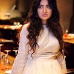 Poonam Kaur Instagram - May be I am nervous.... may be i am not ..... @vclicksphactoryofficial thank u for capturing this mood .... @emraanartistry god bless u always ! #poonamkaur Kangan, the Westin Hyderabad Mindspace