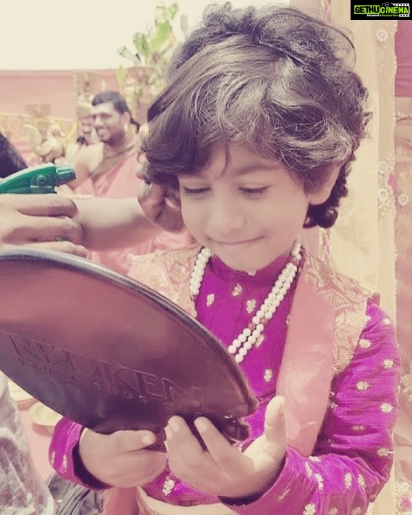 Poonam Kaur Instagram - Probably this is what #happiness looks like 💠( looked at this little boy when he was just so elated n loved himself looking at mirror )