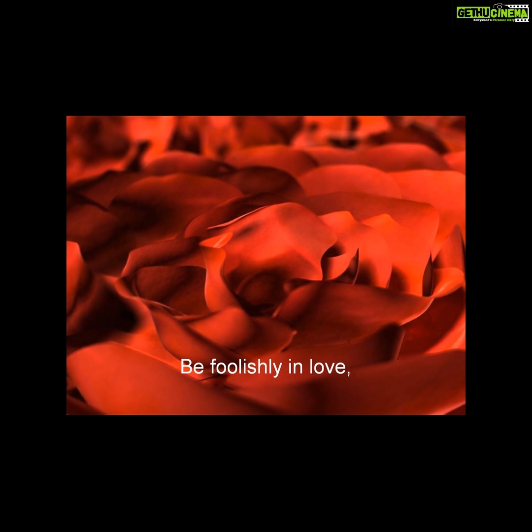Poonam Kaur Instagram - Wishing u all loads of #unconditionallove ....all that there is ......as love is the emperor of all feelings...#pklove