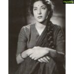 Poonam Kaur Instagram - Thank god cinema happend other wise we wouldn't have known greatness of such people ..... there is too much that one can learn from @hirani.rajkumar sirs film ..... I take a bow ....... requesting each n every family to watch this film n specially boys who by being extremely emotional loose to evil people ...... wrong friendships , fatherhood , encouraging mother .... getting back to life .... true friendships .... media .... #ranbirkapoor I could not see u in the film .... take bow ... this must have changed u too ...... this film gave me something which tops my bucket list now ..... " thank GOD cinema happend " ( संजय दत्त ने कभी झूठ नहीं बोला ... 👍👍👍👍👍👍👍.......takes guts to b authentic self..... @castingchhabra thank u