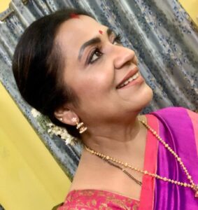 Poornima Bhagyaraj Instagram - Seeking divine blessing amidst august company. Thank you Ammu and Sachu