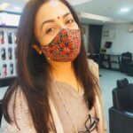 Poornima Bhagyaraj Instagram – New season new highlights for my hair and my favourite vetiver mask❤️