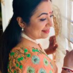 Poornima Bhagyaraj Instagram - A lovely peach saree and embroidered ribbon work blouse by my team @poornimas_store photograph by @sharanyabhagyaraj