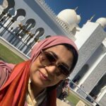 Poornima Bhagyaraj Instagram - At the sheikh zayed grand mosque, Abu Dhabi