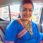 Poornima Bhagyaraj Instagram - My first award from @suntv for Kanmani 😊 This beautiful neckpiece n earrings from @rimliboutique 😍 thank u