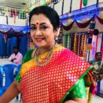 Poornima Bhagyaraj Instagram - Behind the scenes Kanmani serial @suntv #kanmani #serial #suntvserial #monday2saturday @8:30pm @kikivijay11 @shanthnu @khushsundar