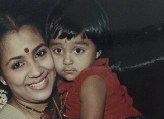 Poornima Bhagyaraj Instagram - Happy birthday to my dearest Amlu. I can never explain my feelings of happiness the moment I first held you in my arms. Love you to the moon 💕💕💕Have a wonderful day