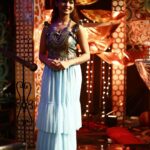 Poornitha Instagram - I look like an Egyptian goddess right?! Okay okay, don't throw something at me. I meant to say I most definitely felt like one in this gorgeous ensemble thanks to Inam by Sakina and Sylvia and @becos_its_silver 😊 Junior Senior - Week 3 of Quarter Finals. Sunday at 2:30pm @zeetamizh #myhappyplace #lovedressingup #juniorsenior #mydeardesigners #vsco #vscocam