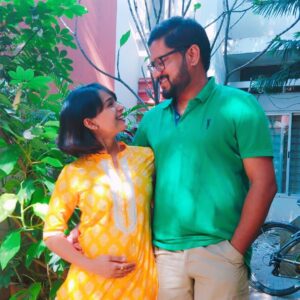 Poornitha Instagram - It's been 4 and a half years! but it feels like just yesterday that i woke up one morning and started getting ready to marry this handsome man.
This man who has held my hand through all the ups and downs we've had and I know he will continue to do so for the rest of our lives. Just when I thought I couldn't be happier in life, I found out that there's a new, bright and very exciting chapter in our life about to start :)
Rohit, Now you're going to have two people to bug you for the rest of your life!! 😁
#TrulyBlessed #LoveIsInTheAir #BundleOfJoy #PregnancyCravings #EatingEverything #newbeginnings #vsco #vscocam