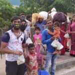 Prakash Raj Instagram - #MigrantsOnTheRoad I will Beg or Borrow, but will continue to share with my co citizens as they walk past me.. they may not give me back. But When they eventually reach home they will say..We met a man who gave us hope n the strength to inch back home 🙏let’s give back to life