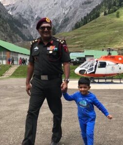 Prakash Raj Instagram - In Kashmir... my beautiful country...with my wonderful family .. shooting and vacationing after a hectic summer .. bliss