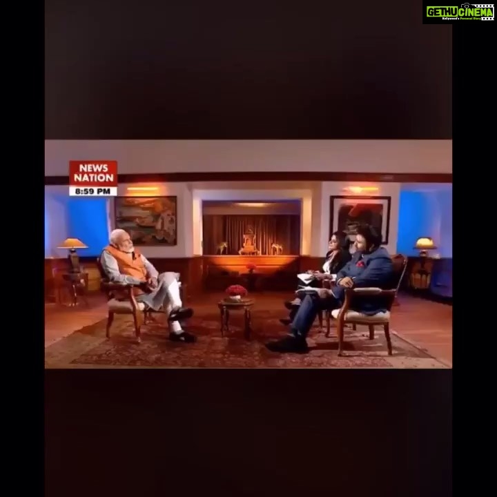 Prakash Raj Instagram - THOUGH we CITIZENS knew only in 90s...Our CHOWKIDAR derived the knowledge of DIGITAL CAMERAS and EMAILS in the 80s ..while he was in the forests ..by reading MAHABHARATA...surrounded by CLOUDS....🤪🤪🤪. ULLU BANANA KA BHI HADH HOTA HAI ..BHAI #loksabhaelections2019 #voteforchange #elections