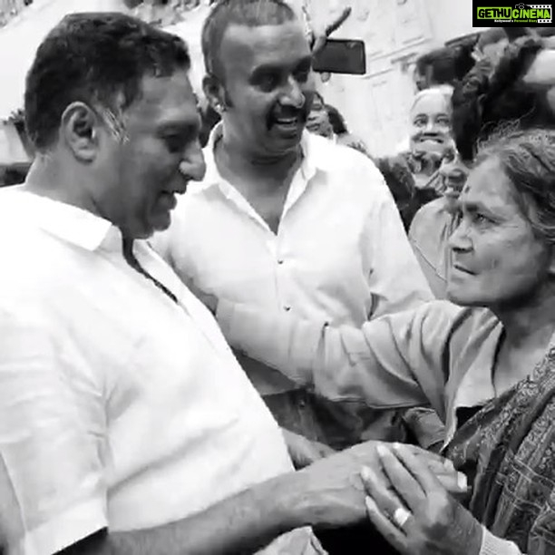 Prakash Raj Instagram - Journey of our MP candidate in these past 4 months: Working hard day and night, visiting areas that even their elected representatives have not visited in years. Being open to conversation with the people, listening to their problems and empowering them by reminding that THEY are the ones who can bring change, and that he can help bring about this change for them. This is exactly the kind of person you would want as your representative, Bangalore! Bangalore, India