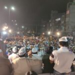 Prakash Raj Instagram - Addressing a packed crowd in delhi !! Prakashraj for AAP !! #loksabha2019 #elections2019 #aap #aamaadmiparty #delhi #delhielections #prakashraj #arvindkejriwal #manishsisodia #atishi #atishimarlena