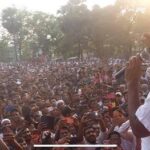 Prakash Raj Instagram - In #Barauni ... with @AzmiShabana ji ..as Tu Thu #ChowkidarSena lives in denial mode.. the TRUTH in #begusarai is...“”SADAK par CHOWKIDAR .. GHAR GHAR mein KANHAIYA KUMAR””. I’m proud to be ensuring and witnessing WINDS OF CHANGE @kanhaiyakumar #citizensvoice in parliament 💪💪