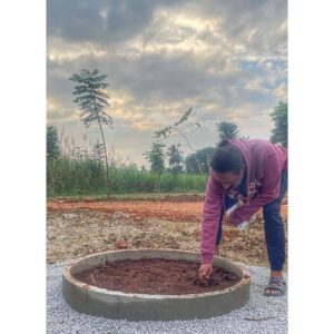 Prakash Raj Instagram - As the year ends … Me and my son Vedhant sowing seeds n preparing our vegetable garden in our farm .. let’s together  fight the weeds of hate n bigotry and sow seeds of love n peace #happynewyear