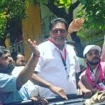 Prakash Raj Instagram – Prakashraj campaigning at CV Raman Nagar today. Pink is the colour of the season . #alternatepolitics on the way . #whistlegevotehaaki #serialno14 #bangslorecentral #independentcandidate Chamrajpet
