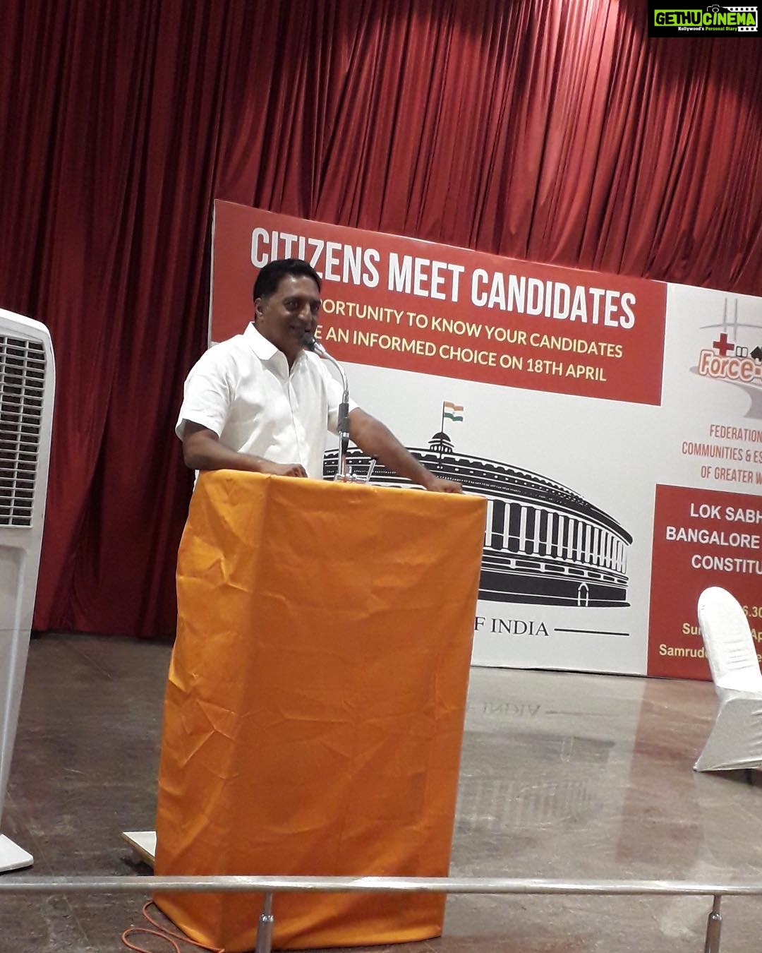 Prakash Raj Instagram - "Citizens Meet Candidates" when everyone knows their candidates better, then they will have something better to vote for by knowing their vision for the constituency. #mahadevapura land rates sky rocketed but not the quality of life. Time for CHANGE & Change is HERE. #ThinkMaadiVoteMaadi #citizensvoice #parliament #bengalurucentral #LokSabhaElections2019 #WhistleGeVoteHaaki #democracy #benguluru #prideofkannada #voteforprakashraj #prakashrajforprogress #mahadevpuraconstituency #whitefieldbangalore #whitefield #citizensmeetcandidate #mahadevpura Bangalore, India