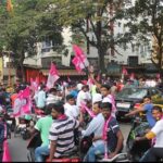 Prakash Raj Instagram – PINK is the colour of season ! PINK wave is everywhere .Prakash Raj the new revolutionary leader. Leader with secular  thoughts & who will work towards progressive India @prakashraaj . MORE POWER TO YOU #Prakashraj #WhistlegeVoteHaaki #VoteforWhistle #thinkmaadivotemaadi #chaloparliament #citizensvoice #changeisachoice #WhistlegeVoteHaaki #VoteforPrakashRaj #whistleblower #whistlehodi Bangalore, India