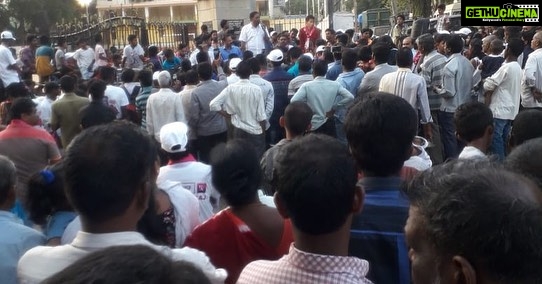 Prakash Raj Instagram - Citizens Voice growing Louder & Stronger every day !! Prakashraj is your Voice in the Parliament . Vote for whistle . #WhistleGeVoteHaaki #independentcandidate #bangalorecentral #chaloparliament Support us let’s come together give us a missed call 7412-931-931 Join url- bit.ly/joinPrakashraj Bangalore, India