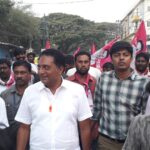 Prakash Raj Instagram - CV Raman Nagar is whistling this evening over the chance to #citizensvoice in parliament. Join Prakash Raj in the fight for democracy! #SeetigeSeatu #WhistleGeVoteHaaki #prakashrajforprogress Bangalore, India