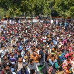 Prakash Raj Instagram - Prakash Raj addressing youth on the issue of rising unemployment. #CitizensVoice #IAmCitizen #NanuNagarika #timeforchange #bangalore #letsbringthechange #youthforprakashraj