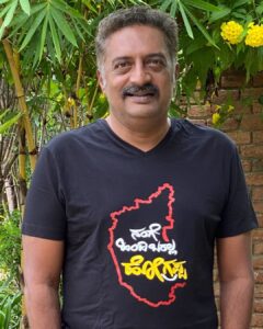 Prakash Raj Instagram - ಹಲವು ಭಾಷೆ ಬಲ್ಲೆ.. ಹಲವು ಭಾಷೆಗಳಲ್ಲಿ ಕೆಲಸ ಮಾಡಬಲ್ಲೆ..ಆದರೆ ನನ್ನ ಕಲಿಕೆ..ನನ್ನ ಗ್ರಹಿಕೆ..ನನ್ನ ಬೇರು..ನನ್ನ ಶಕ್ತಿ...ನನ್ನ ಹೆಮ್ಮೆ..ನನ್ನ ಮಾತೃಭಾಷೆ ಕನ್ನಡ #ಹಿಂದಿ_ಹೇರಿಕೆ_ಬೇಡ ..NO #HindiImposition #justasking