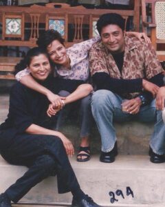 Prakash Raj Instagram - #TeachersDay .. thank you to all my teachers who chiseled me and a special thanks to you my dear Gauri ..for inspiring courage to many. The cowards took you this day three years back .. but your fearless spirit stays with us. Miss you dear #NaanuGauri #justasking