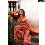 Prayaga Martin Instagram - Moon written on her forehead! That's her destiny. She's on that journey... There's no limit to what we, as women can accomplish! Styling : @soorajskofficial Photography: @anupchacko Content: @a_menen_k Make up: @_aishwarya_karayil Saree: @itiha.india Jewellery: @sangeetha916gold Asst stylist : @therealpiya Retouch: @jyothish_krishnaa Co-ordination : @socialpr_kochi