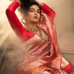 Prayaga Martin Instagram - A Woman is born! Styling : @soorajskofficial Photography: @anupchacko Content : @a_menen_k Make up: @_aishwarya_karayil Saree: @itiha.india Jewellery: @sangeetha916gold Asst stylist : @therealpiya Retouch: @jyothish_krishnaa Co-ordination : @socialpr_kochi