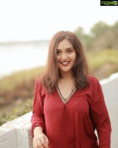 Prayaga Martin Instagram - Thought I'll say Hello!
