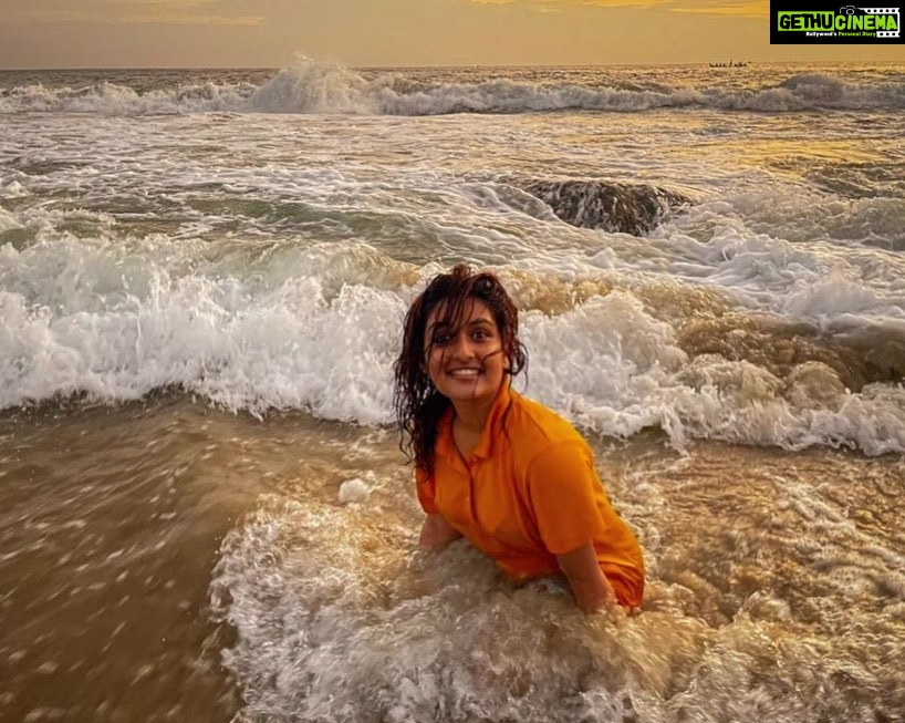 Prayaga Martin - 51.2K Likes - Have you ever been trapped in between the waves? Twisted, turned and flipped upside down by her?
You are seeing the smile now but I can't tell you how scared and shaken I was after this. My moment of 'this is it' and a whole lot of moments of the deep waters showing me who is boss.
Something very special is coming your way in the next few days...
#AMomentfortheEarth
@scubacochin @vivek_0007 @_its_me_caroline @athirapatel @vyshak_sivarajan @_joel_thadevues