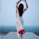Prayaga Martin Instagram - Sky. Wind. Woman. All Deep. 📸 @jeesjohnphotography Draped in a @t.and.msignature