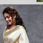 Prayaga Martin Instagram - Six Yards of Pure Grace!! In a world full of changing new trends, I'm pleased to find something still classy in this gorgeous Kancheepuram saree classed up with a combination of metallic gold and splashes of white woven with trendy linear pattern all over the body. Beautifully Crafted for me by @elanclassics #elandesignerstudios