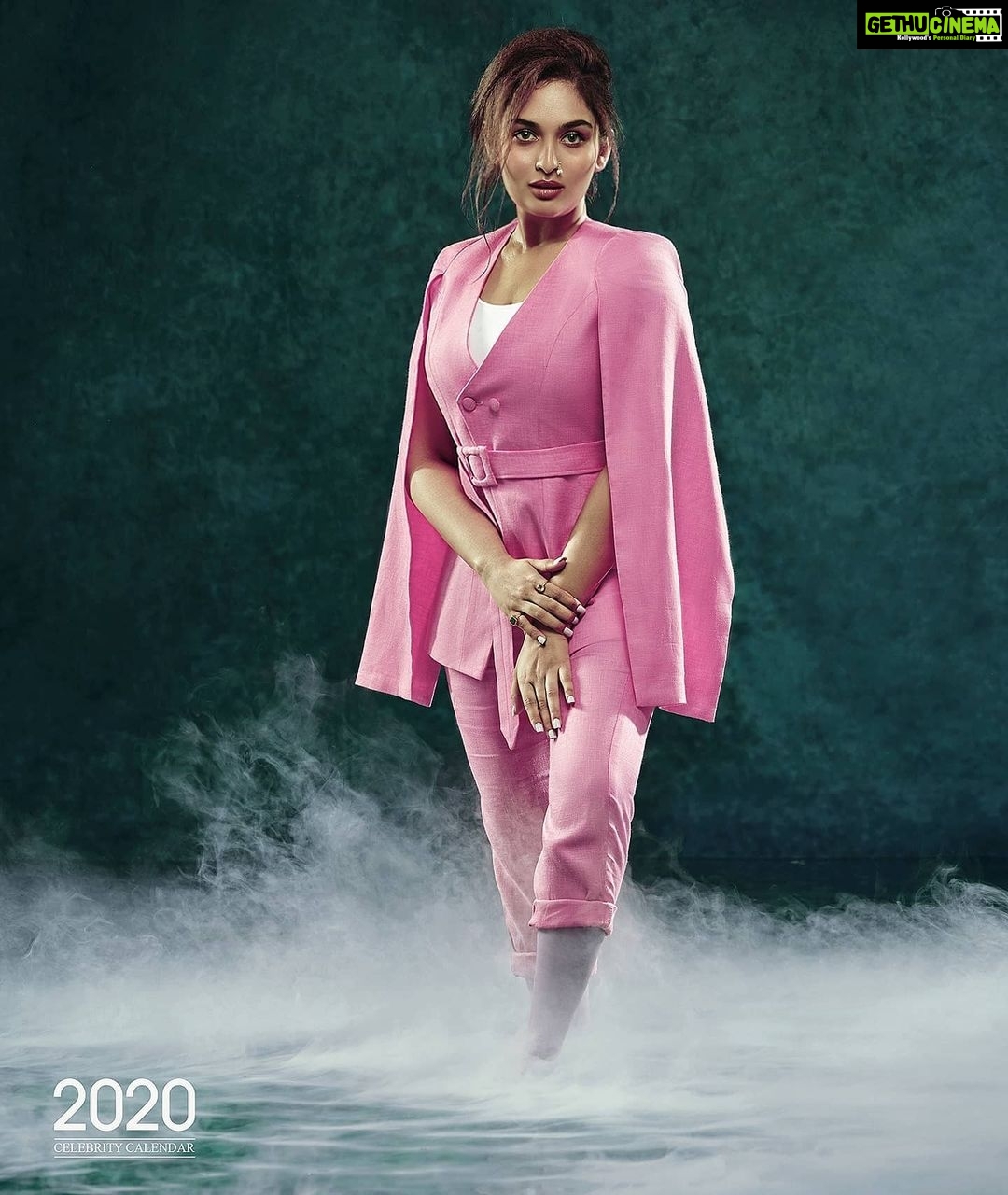 Prayaga Martin Instagram - Presenting Before You, Manorama's Online Calendar For The Year 2020. Seek yours on your Mobile App. Brought to you by @joyalukkas Download - www.manoramaonline.com/calendar Concept and Direction : @fashionmongerachu Photography : @leninkottapuram Fashion Styling: @amrutha_c_r Retouch : @jeminighosh Hair and Make up : @pragyadk Mobile App : @aminseethy Project Developer : @rockymartintom Project Head : @santhoshgeorgejacob Manicure : @artistry.nail #prayagamartin #fashionmongerproductions #manoramaonline #celebrity calendar #joyalukkas #fashionmonger #manoramacalendar