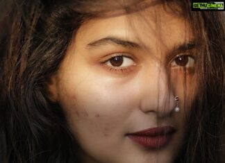 Prayaga Martin Instagram - No lie in her fire 🔥 #spark @pranavraaaj and his magic wand!