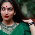 Prayaga Martin Instagram - @pooojadev from carefully picking a colour to designing something this intricate and dainty . You're an emerald, Gem ! @anijajalan_photography