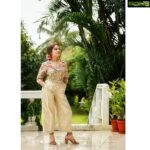 Prayaga Martin Instagram - Palada Pradhaman On My Mind . . . Outfit designed and styled by: @aathiraparvathy Photography: @vishnurajanphotography Assisted by: @sathyanarayananpradeep Onam edit for Janam TV. Le Méridien Kochi