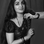 Prayaga Martin Instagram - The 70’s Lady ❤️ @toonusunny @shantikrishna @jaseenav