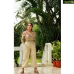 Prayaga Martin Instagram - Palada Pradhaman On My Mind . . . Outfit designed and styled by: @aathiraparvathy Photography: @vishnurajanphotography Assisted by: @sathyanarayananpradeep Onam edit for Janam TV. Le Méridien Kochi