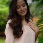 Preetika Rao Instagram - I have personally been using Shankara's Kumkumadi Face Oil since 3 months now, which has helped in improving my skin texture..🤞 Kumkumadi Oil is known to reduce pigmentation , break-outs, discoloration and it also evens our skin tone .. I love it's all Natural Ayurvedic formulation which is a Super 'Light -weight' And an 'All-day-non-oily formula' - that makes it perfect to use in the day for sun protection, and at night to nourish and re-oxygenate our skin...😊👍 It's perfectly hydrating for All skin types for a luminous- supple skin... You can shop this 100% Pure Kumkumadi Oil on www.shankara.in.. ... ... ... #kumkumadioil #kumkumaditailam #kumkumadi #saffron #redsaffronoil #saffronoil ... ... ... ... #allnaturalskincare #toxinfree #herbalife #herbalskincare #sensitiveskin #gwrm #foryou #reels #instagramreels #ayurvediccrean #ayurveda #ayurvedic #explorepage #holistichealing #blemishfree #evenskin #faceoil #naturalcreams #blackheadremoval #naturalskincare