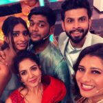 Priyanka Deshpande Instagram - 🤍Nanga Elam one aanom Big Boss veetla friends aanom 🤍 . . #bigbosskondattam at 3pm today @vijaytelevision #vijaytelevision #uhappyihappy #bigboss #biggbosstamil #bigboss5