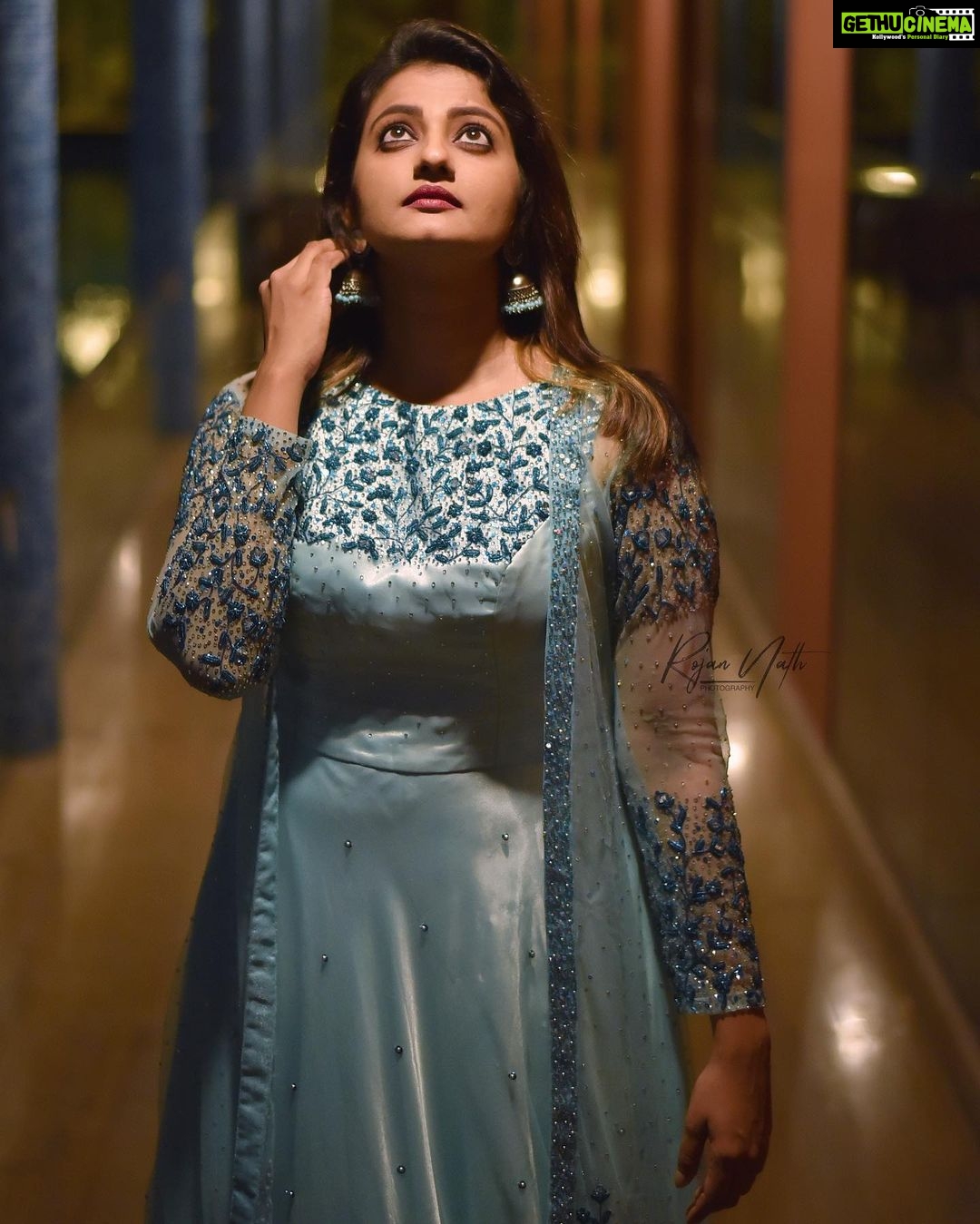 Priyanka Nair Instagram - PC - @rojan_nath Costume - @aanunobby