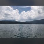 Priyanka Nair Instagram - ഫോട്ടം പിടിച്ച് വെള്ളത്തിൽ വീഴാതിരുന്നത് ഭാഗ്യം🙄🤓 #bamboorafting#capturemoments#photography#candid 😍 Parambikulam Tiger Reserve