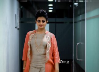 Priyanka Nair Instagram - #MOTFASHIONLEAGUE @malloftravancore Costume by @lifestylestores MUA- @vikas.vks.makeupartist Hairstyle - @sudhiar991 PC- @shotonstudios - - #lifestyle#posing#fashion#fashionshow#backstage#photoshoot#hudabeauty#huda#malloftravancore#priyankanair#actor#bollywood#kollywood#trivandrum#malabargoldanddiamonds#happiness#instapic#instaday#ethnic#modern#instapic#attitude#positivevibe Mall of Travancore