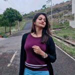 Priyanka Nair Instagram - Calmness of mind is one of the beautiful jewel of wisdom. - - #Behappy#staypositive#spredinglove#happiness#morningbliss#shootingtime#hillstation#instagram#instaday#instapic
