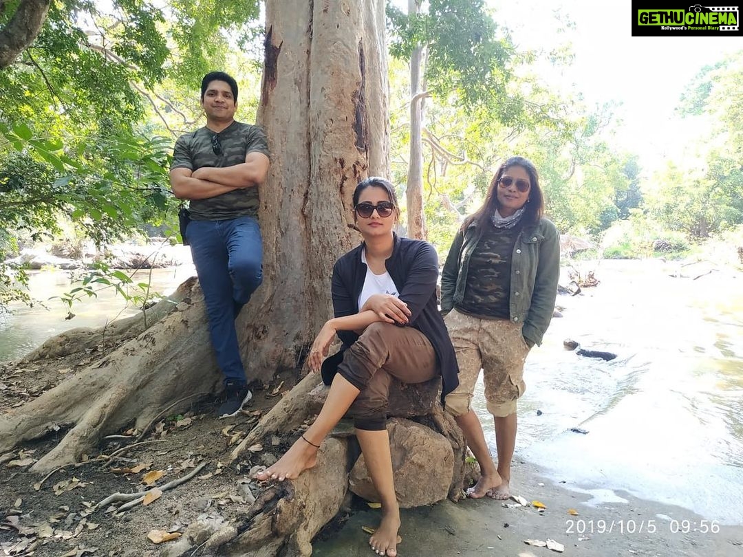 Priyanka Nair Instagram - Through the woods @ udumalpet annamalai tiger reserve . # friendship goals๐๐