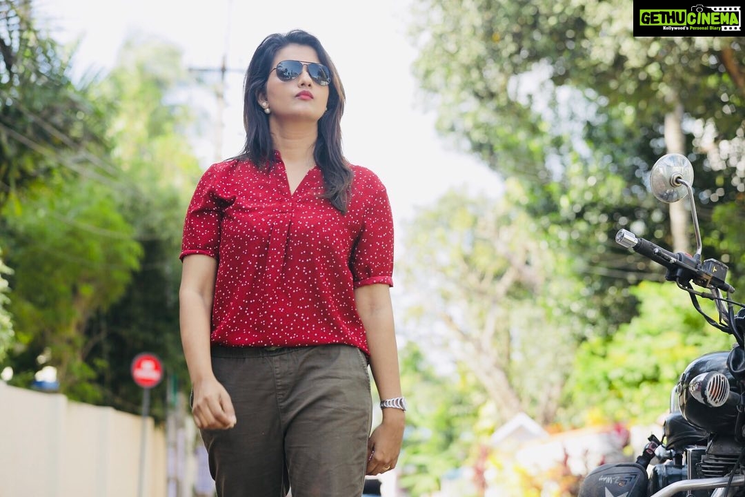 Priyanka Nair Instagram - 💞💞 PC- @shalupeyad